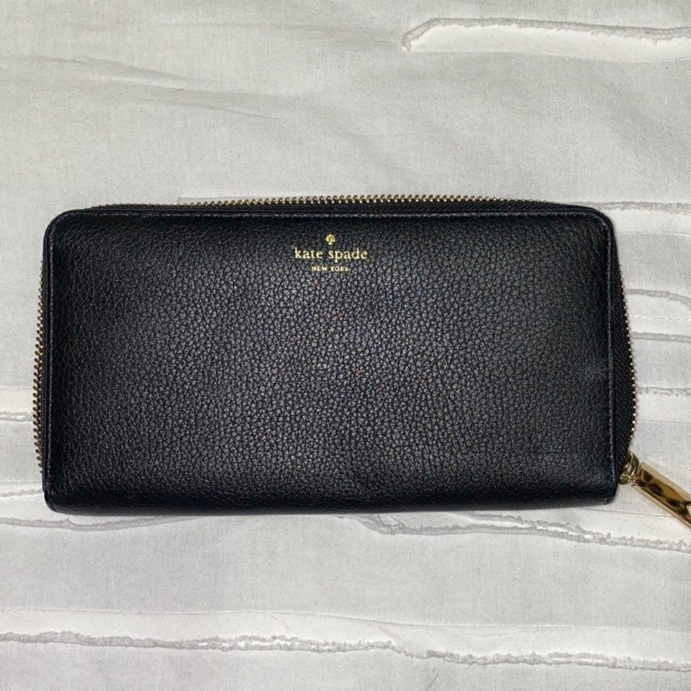 Black Kate Spade Wallet